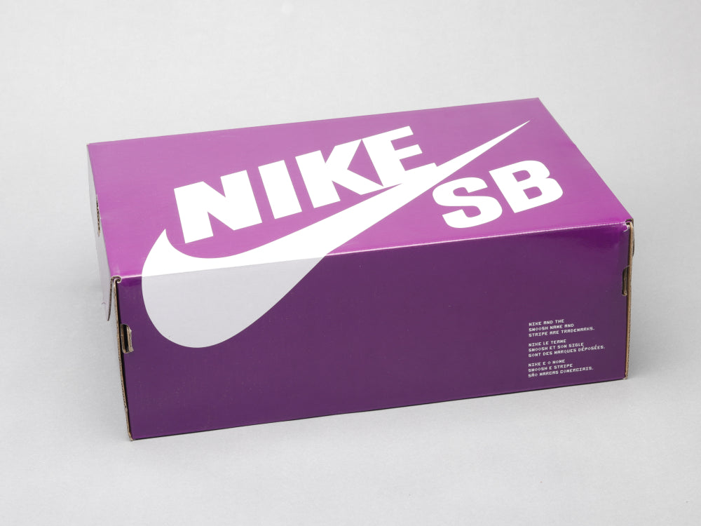 CN - NKE shadow grey