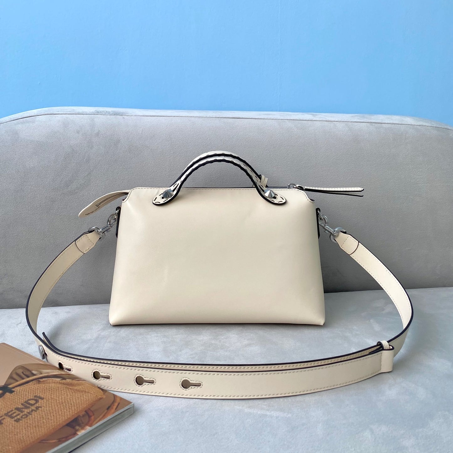 By The Way Medium White For Women, Women’s Handbags, Shoulder And Crossbody Bags 10.6in/27cm FF 8BL146