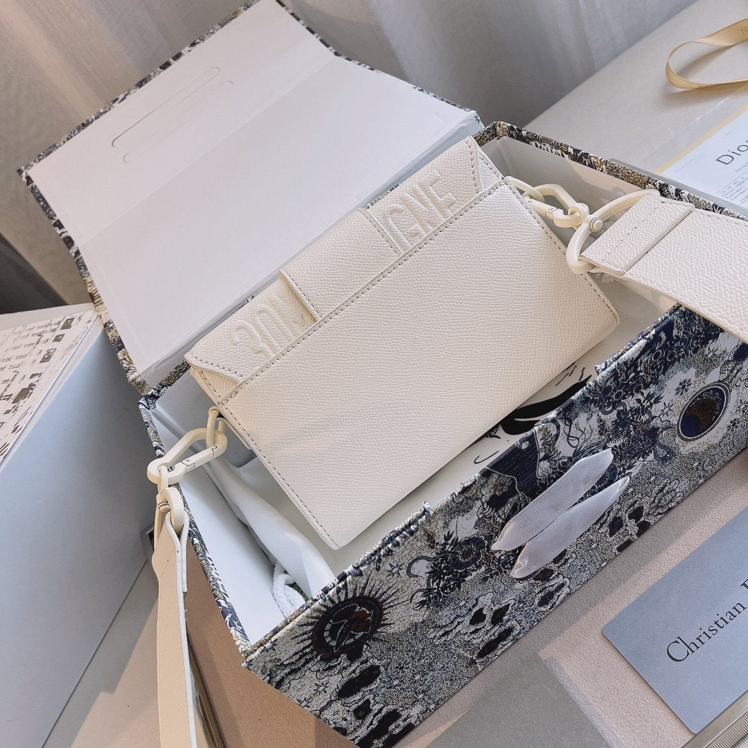 CN - New Collection Bags DIR 192