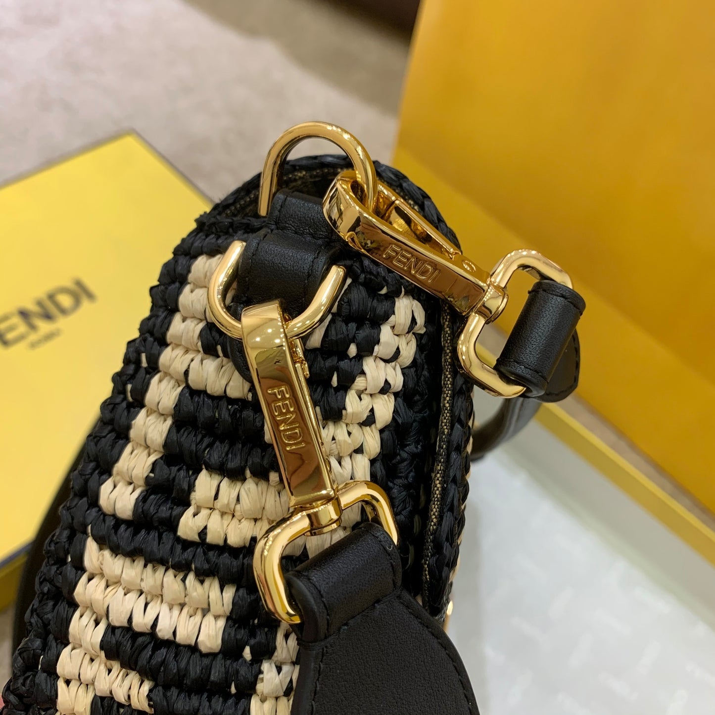 FI Baguette Raffia Fabric Black For Women, Women’s Bags 10.6in/27cm FF 8BR600AKBYF1HOG