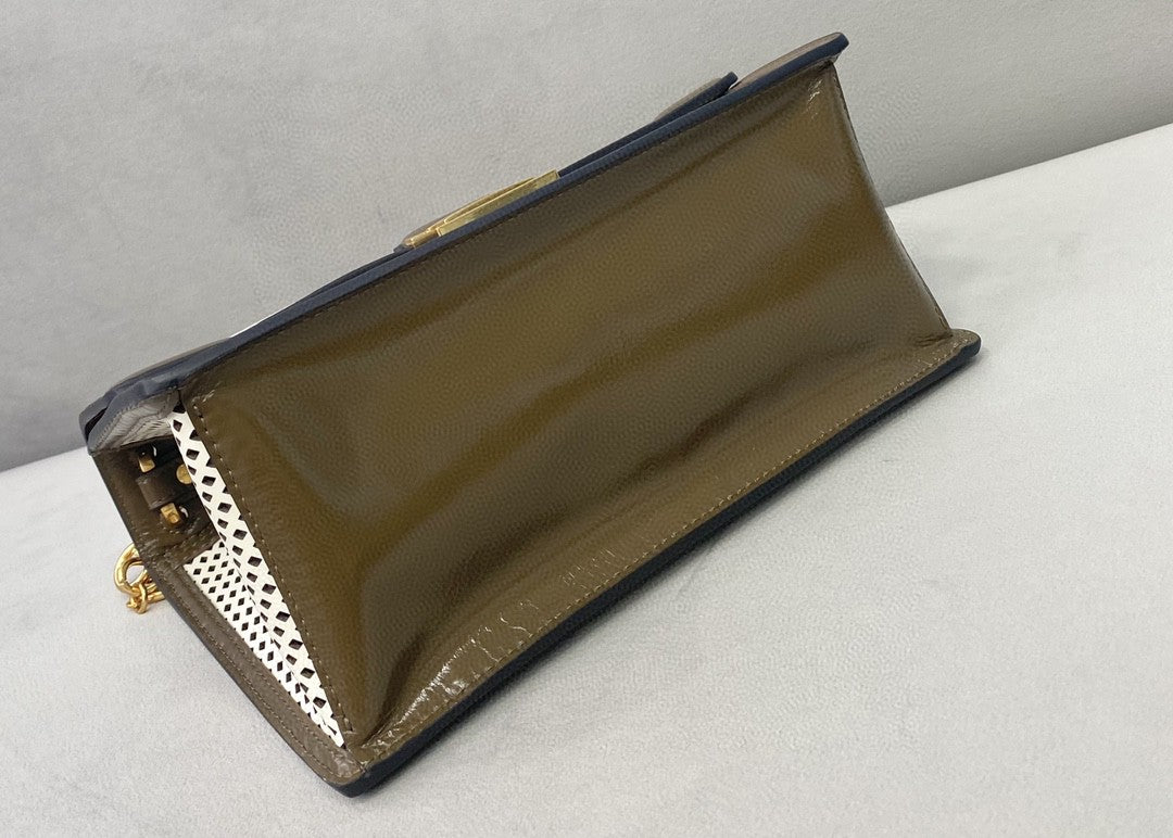 FI Medium Kan U White and Brown Bag For Woman 25cm/10in