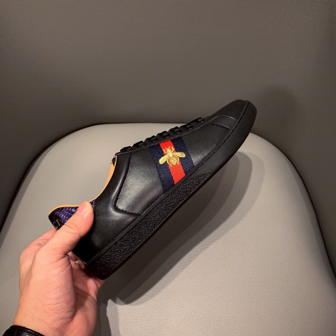 CN-GCI Ace Embroidered Bee SNEAKER 124