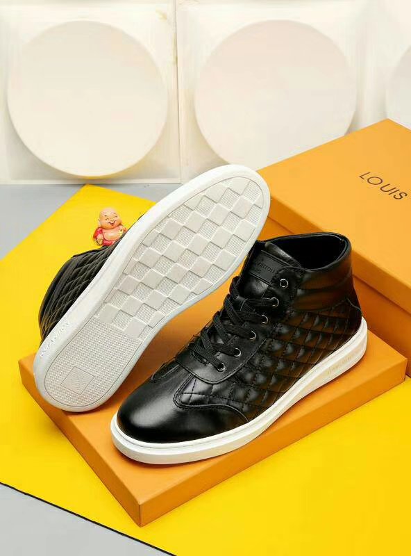 CN - LUV HIgh Top Metal Black Sneaker