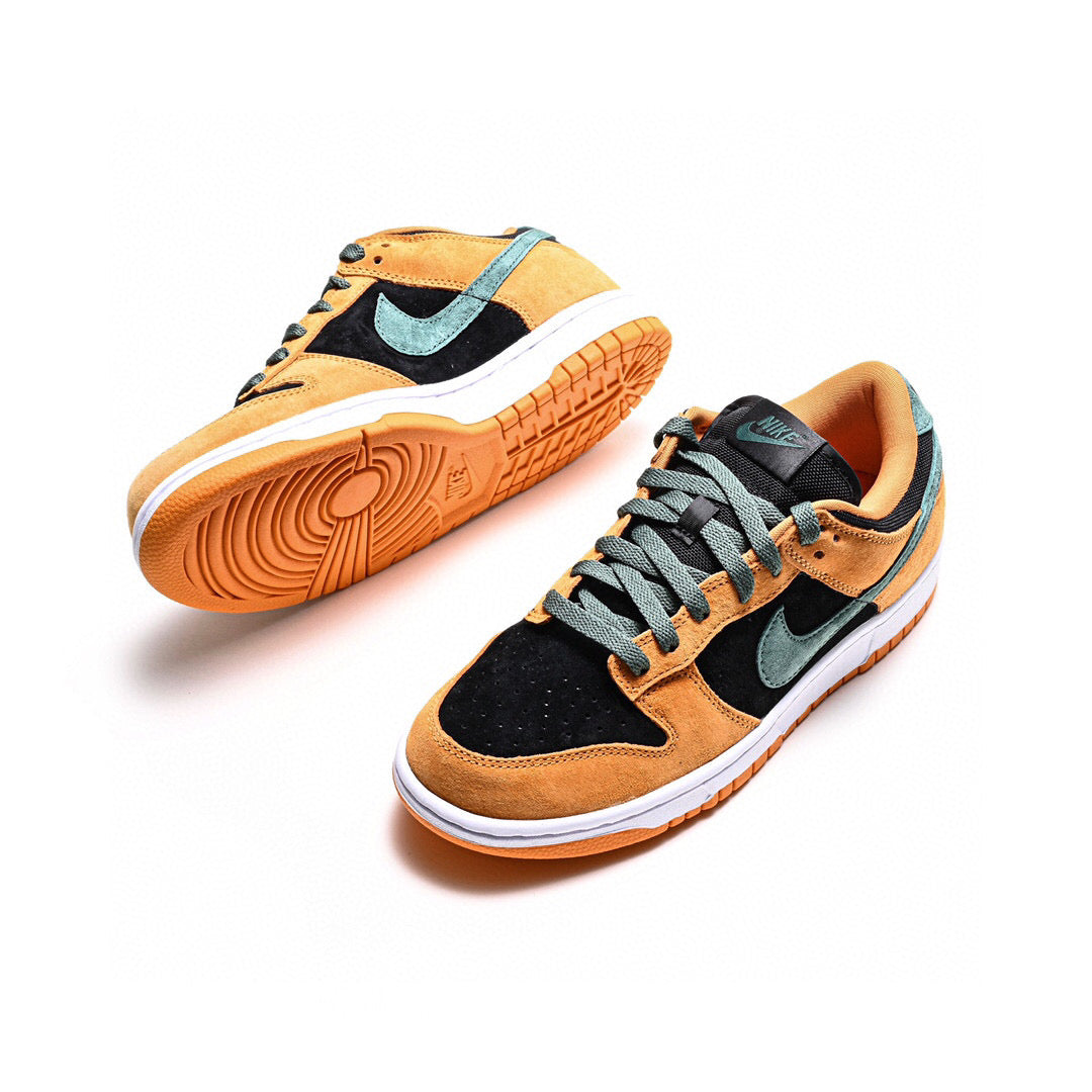 CN - NKE Dunk Ceramic Black Orange