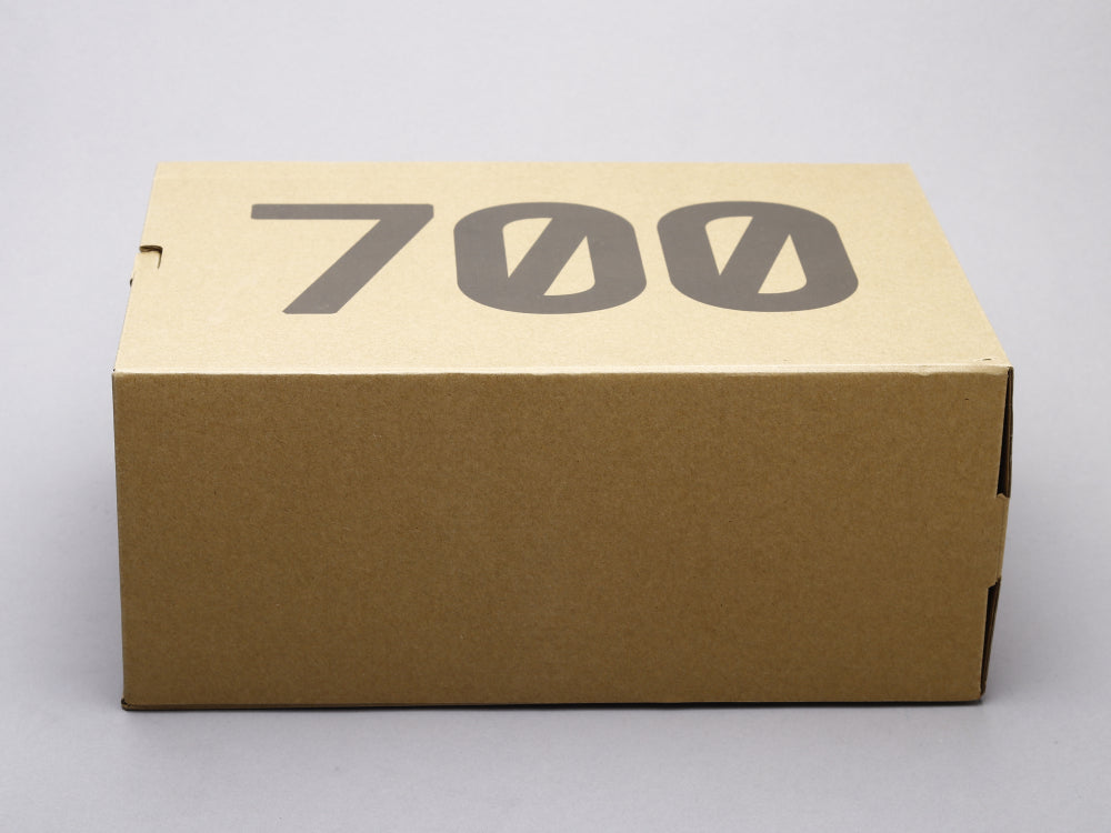 CN - Yzy 700 Azael Alien Sneaker