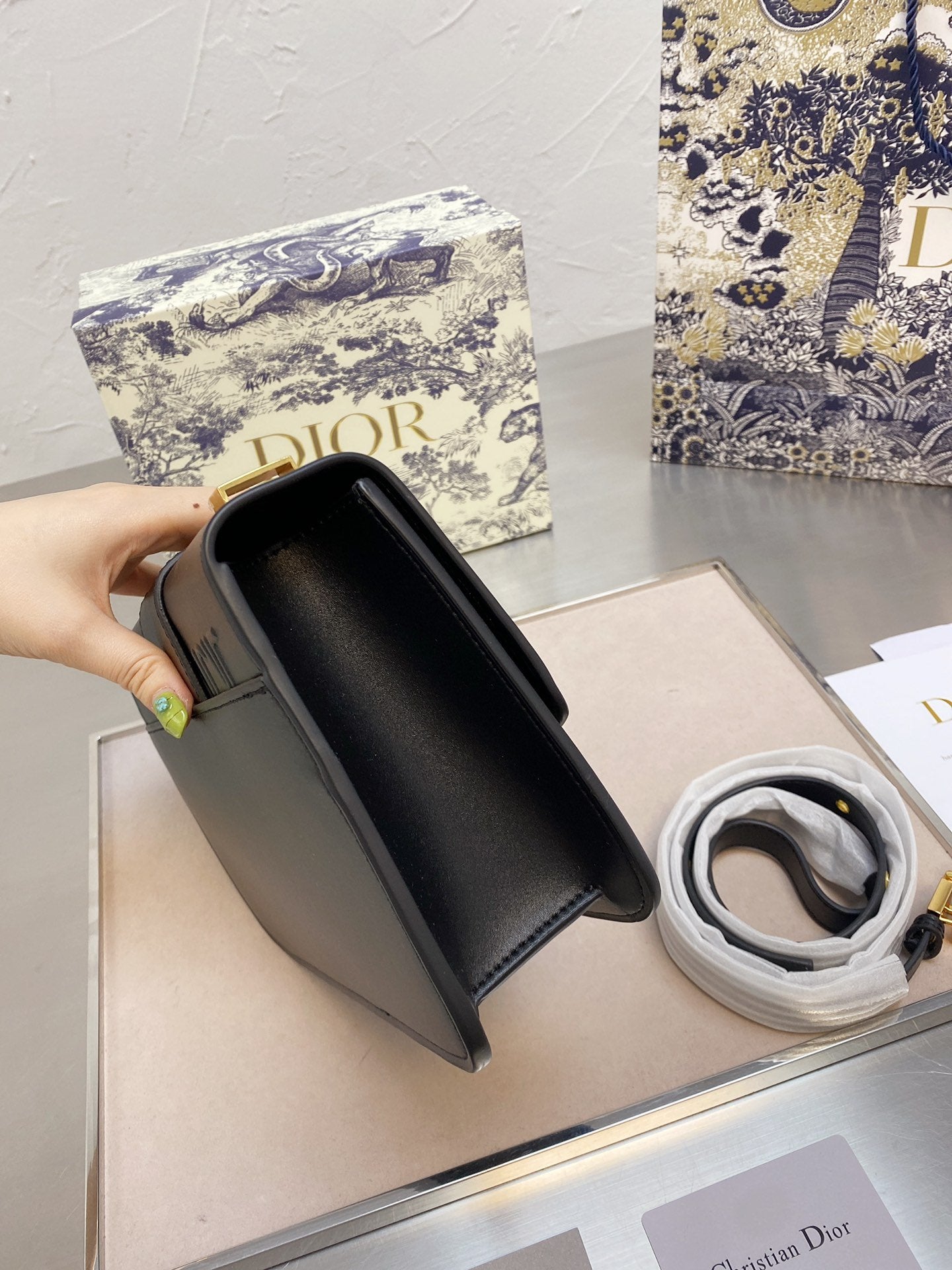 CN - New Collection Bags DIR 054