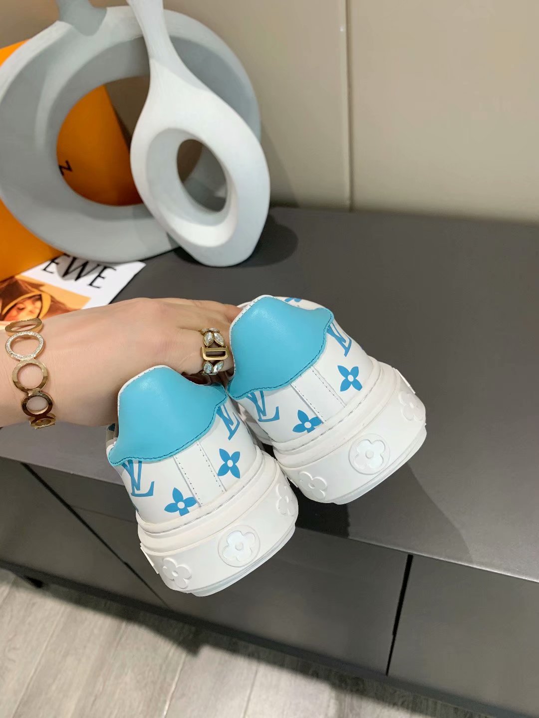 CN - LUV Casual Low Blue White Sneaker