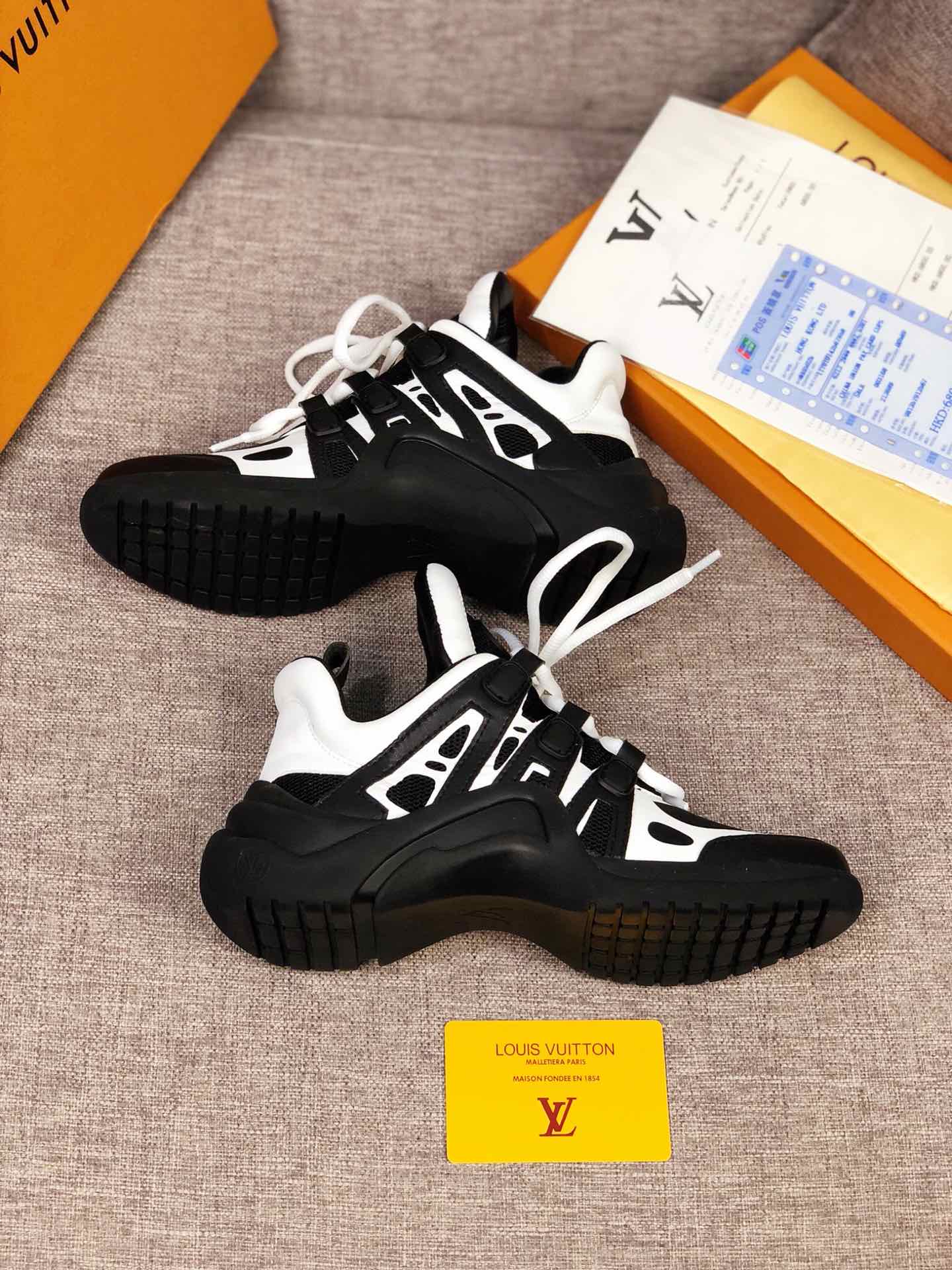 CN - LUV Archlight Black White Sneaker