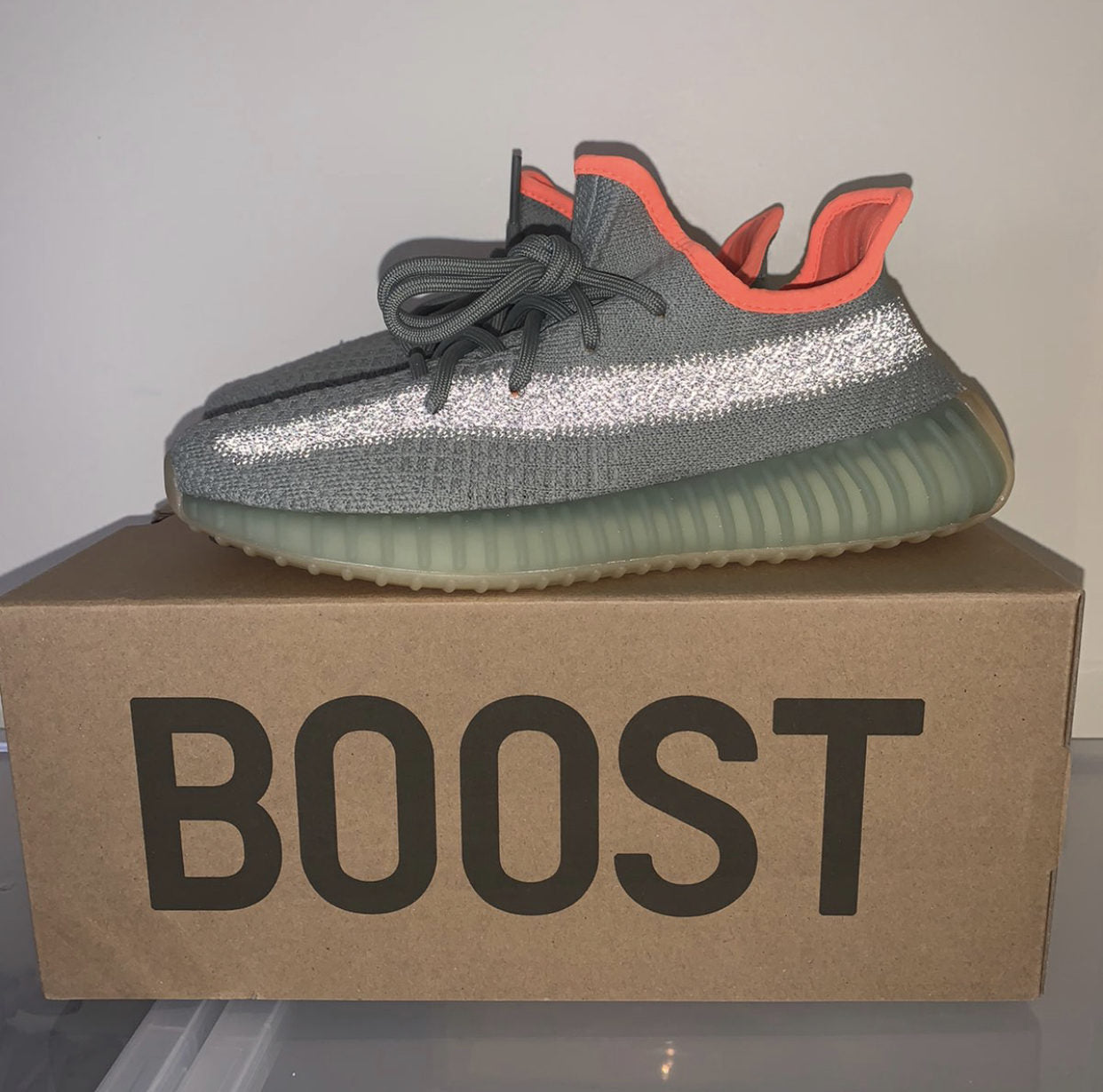 CN - Yzy 350 Gray Orange Sneaker