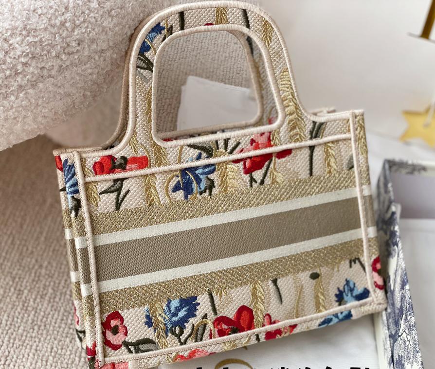 CN - New Collection Bags DIR 208