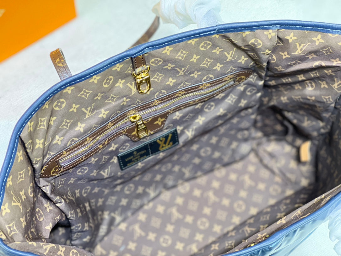 CN - New Collection Bag LUV 625