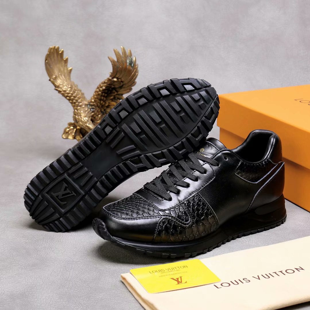 CN - LUV Run Away Low Top Black Sneaker