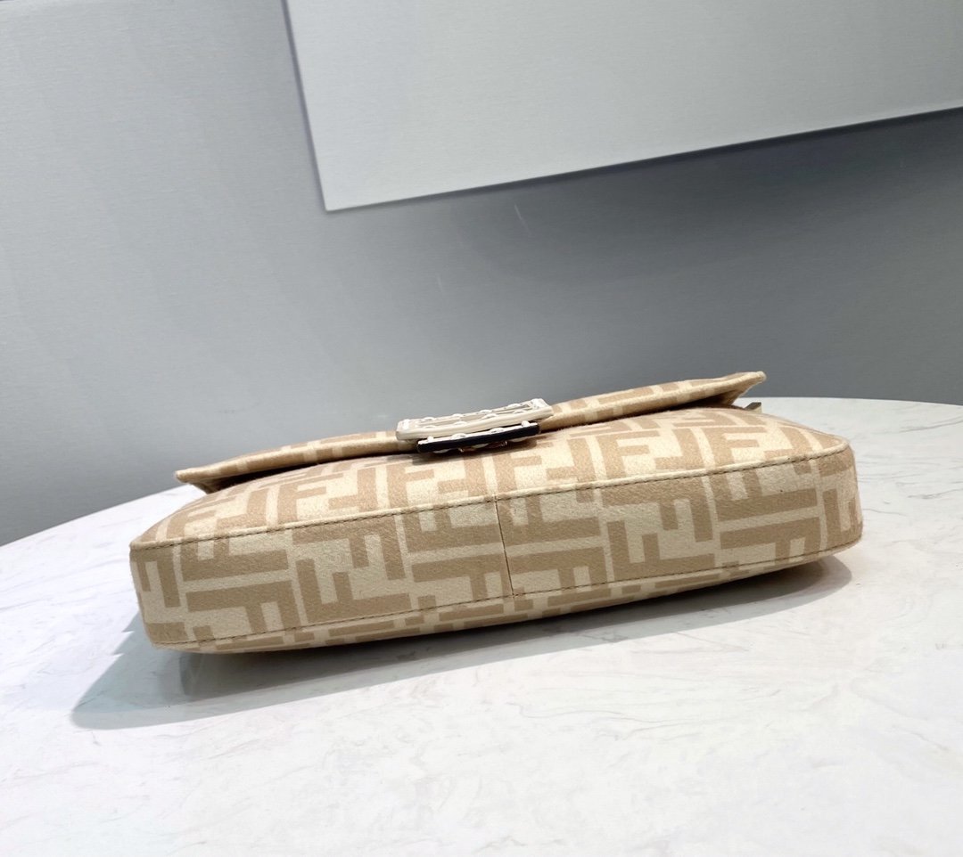 FI Baguette 1997 Wool Bag Beige For Women, Women’s Handbags, Shoulder Bags 10.6in/27cm FF 8BR792