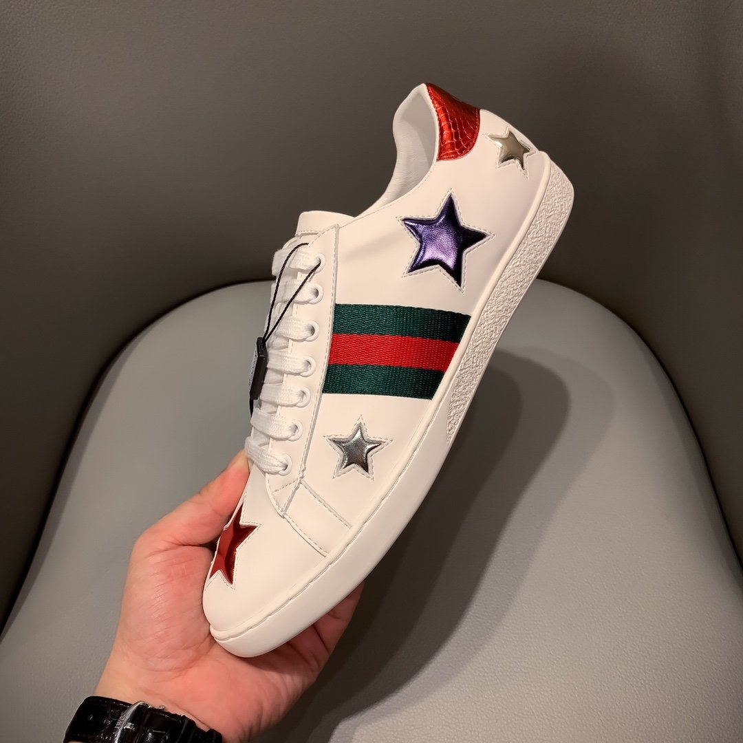 CN-GCI ACE LEATHER SNEAKER WITH STAR 109