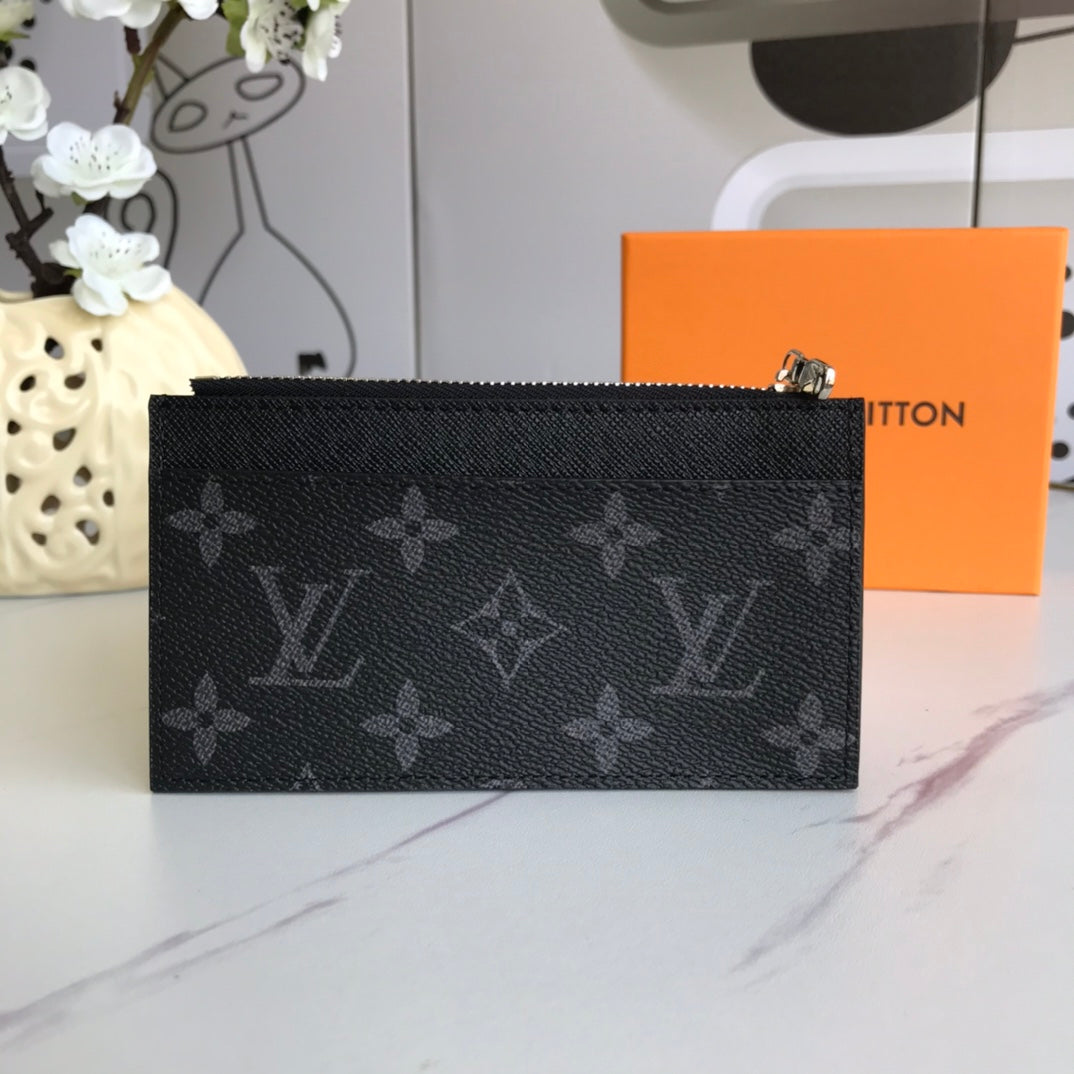 CN - New Collection Wallet LUV 132