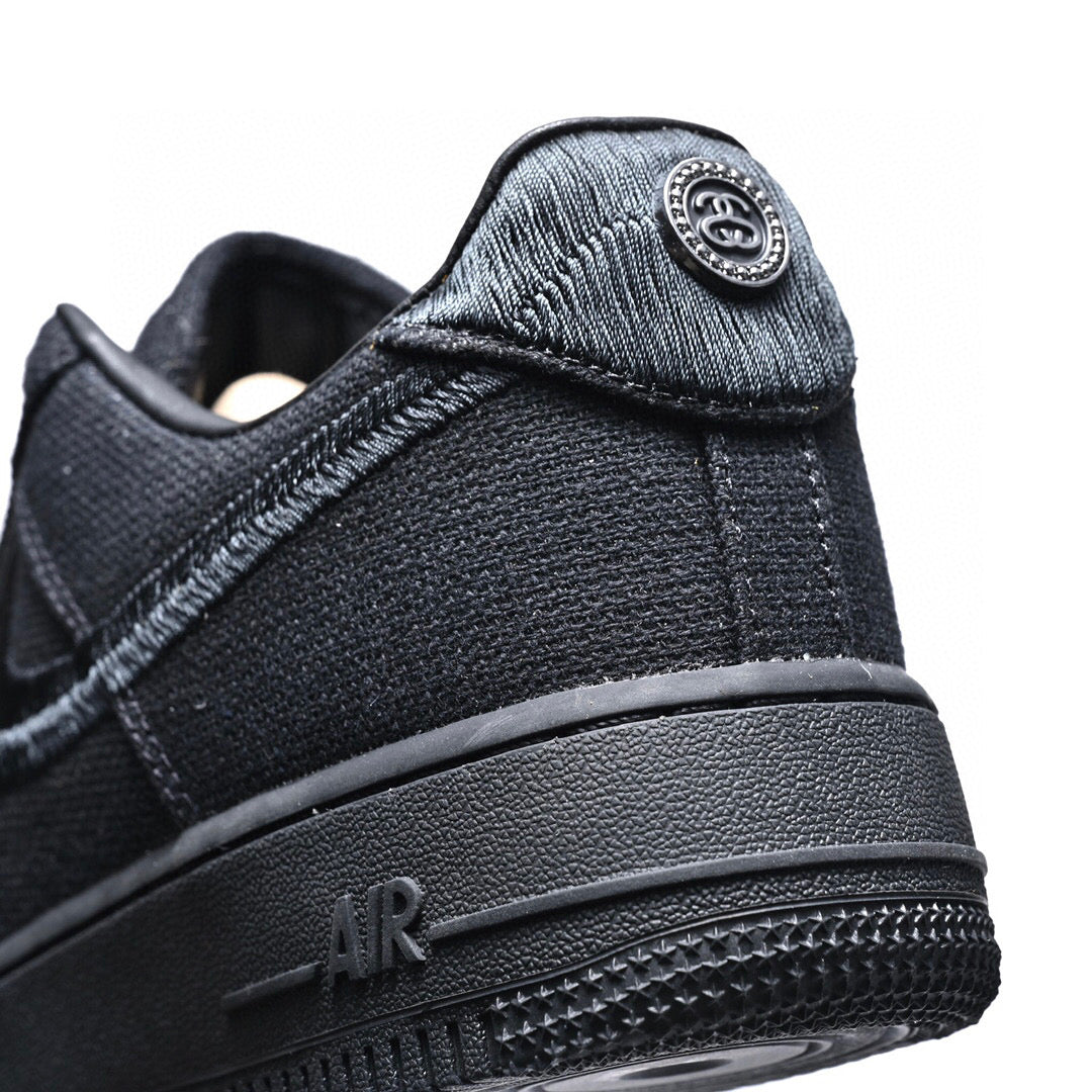 CN - AF1 x Stussy Collaboration Pure Black