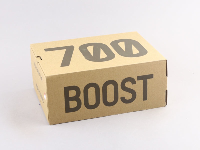 CN - Yzy 700 Mauve Sneaker