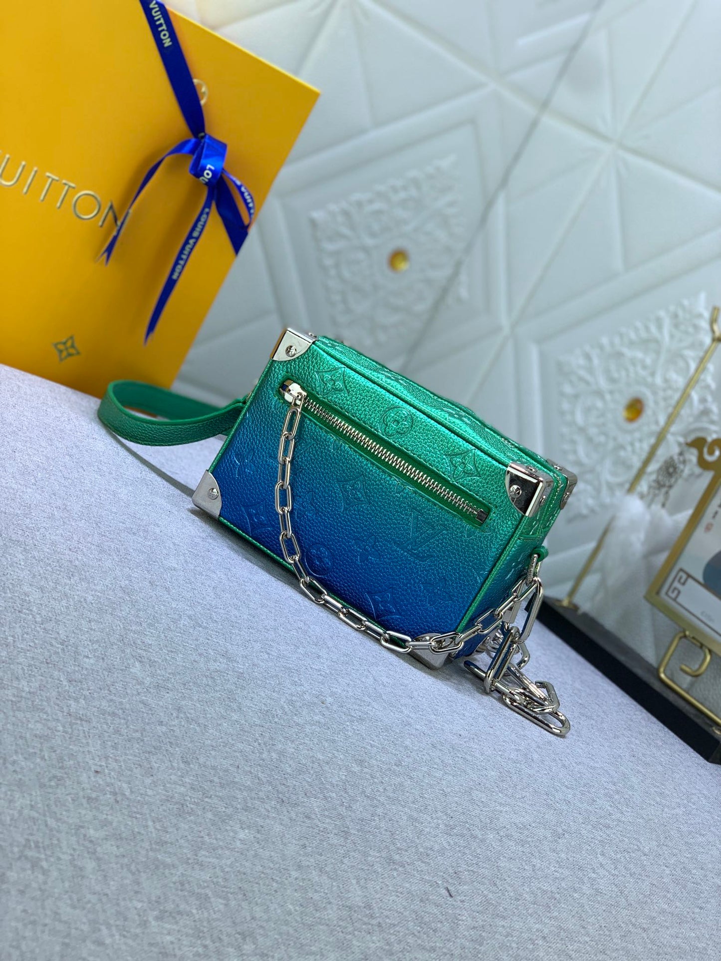 CN - New Collection Bag LUV 644