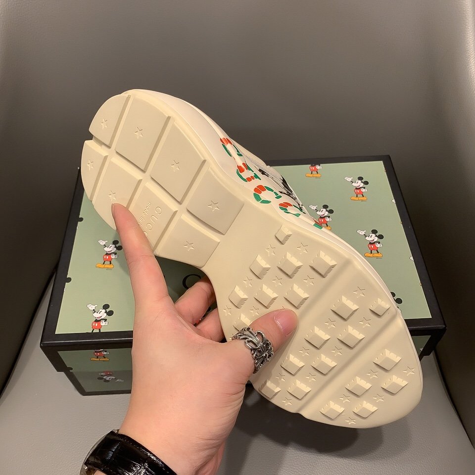 CN-GCI RHYTON SNEAKER WITH RIDE A HORSE 132