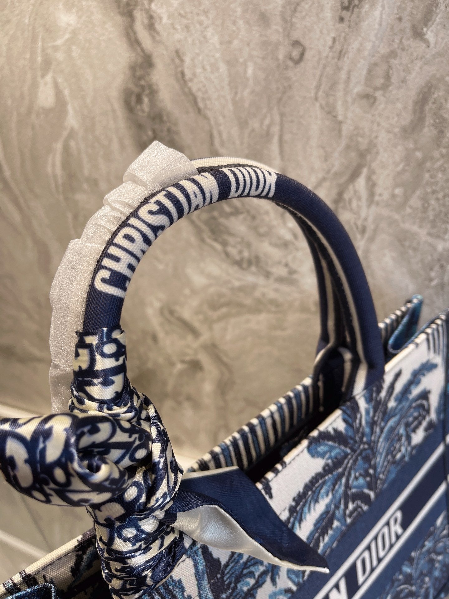 CN - New Collection Bags DIR 194