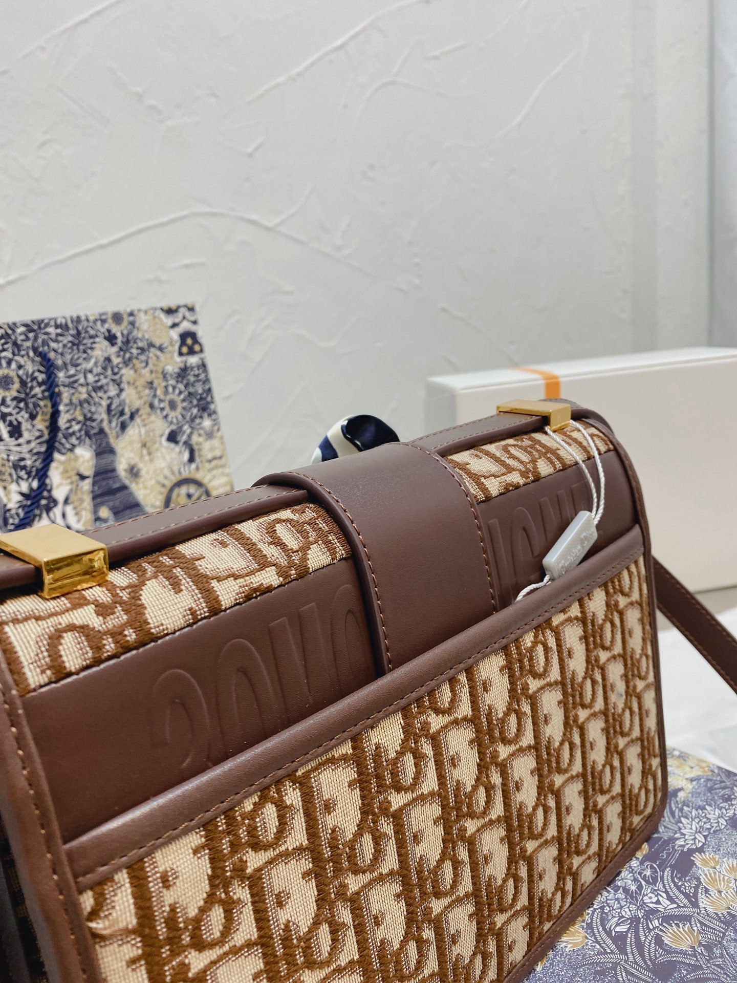 CN - New Collection Bags DIR 059