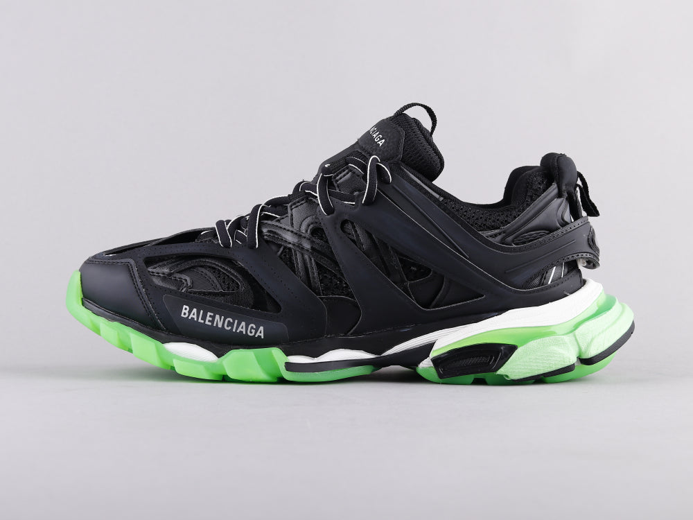 CN - Bla Track Three Generations Black Sneaker