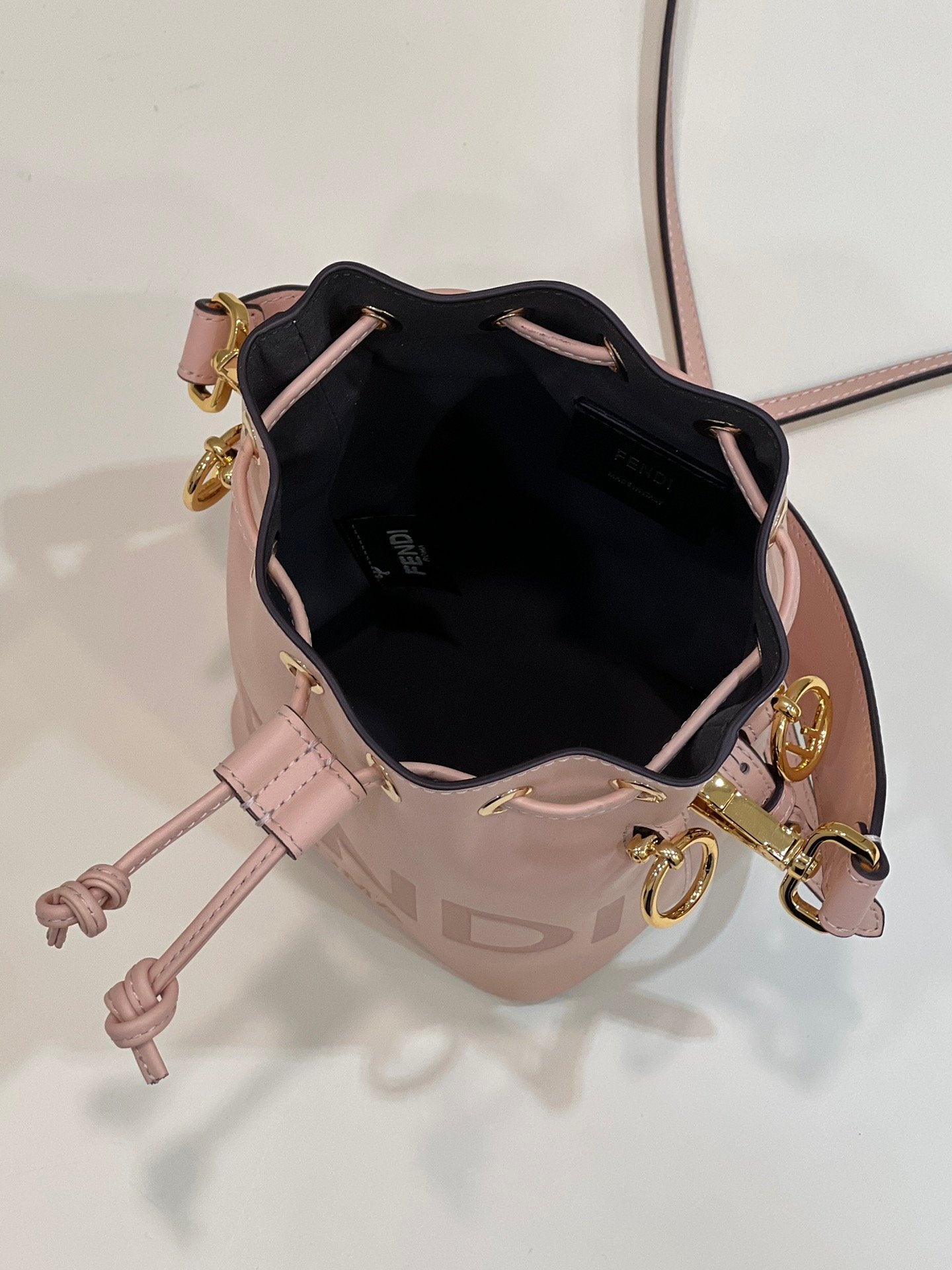 FI Mon Tresor Pale Pink For Women, Women’s Handbags, Shoulder And Crossbody Bags 7.1in/18cm FF 8BS010AC9LF14N1