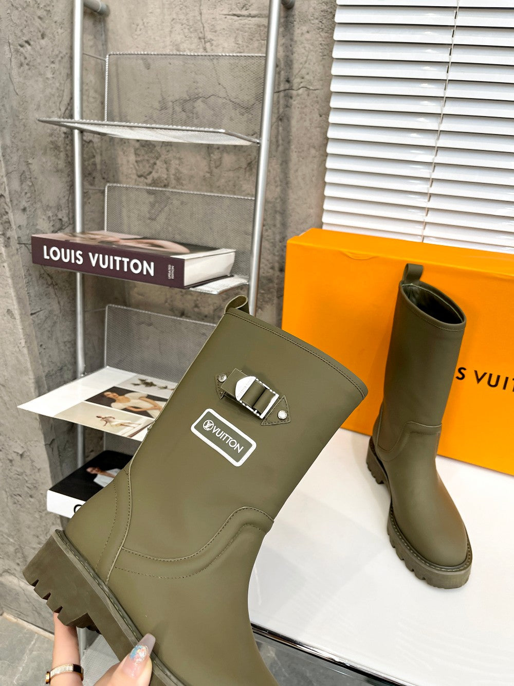New Collection LUV BOOTS 023