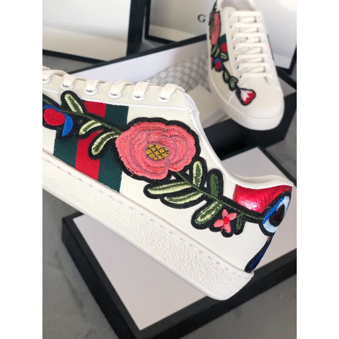 CN-GCI Ace Embroidered 'Floral Sneaker 081