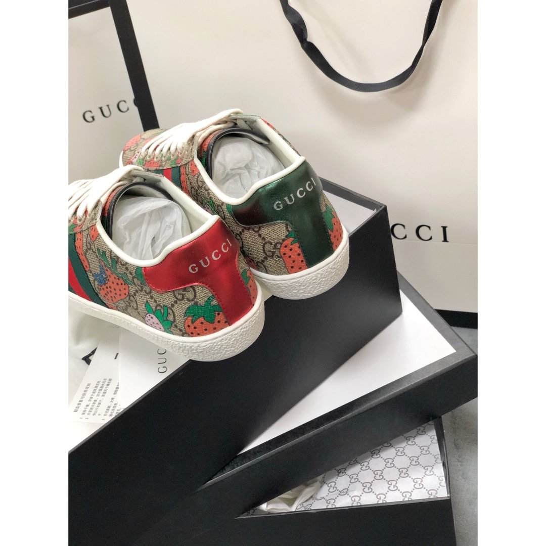 CN-GCI Ace Star Sneaker 084