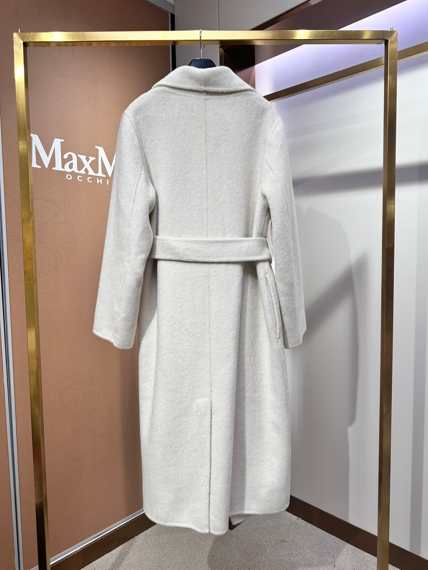 CN - New Collection Max Wrap Coat 002