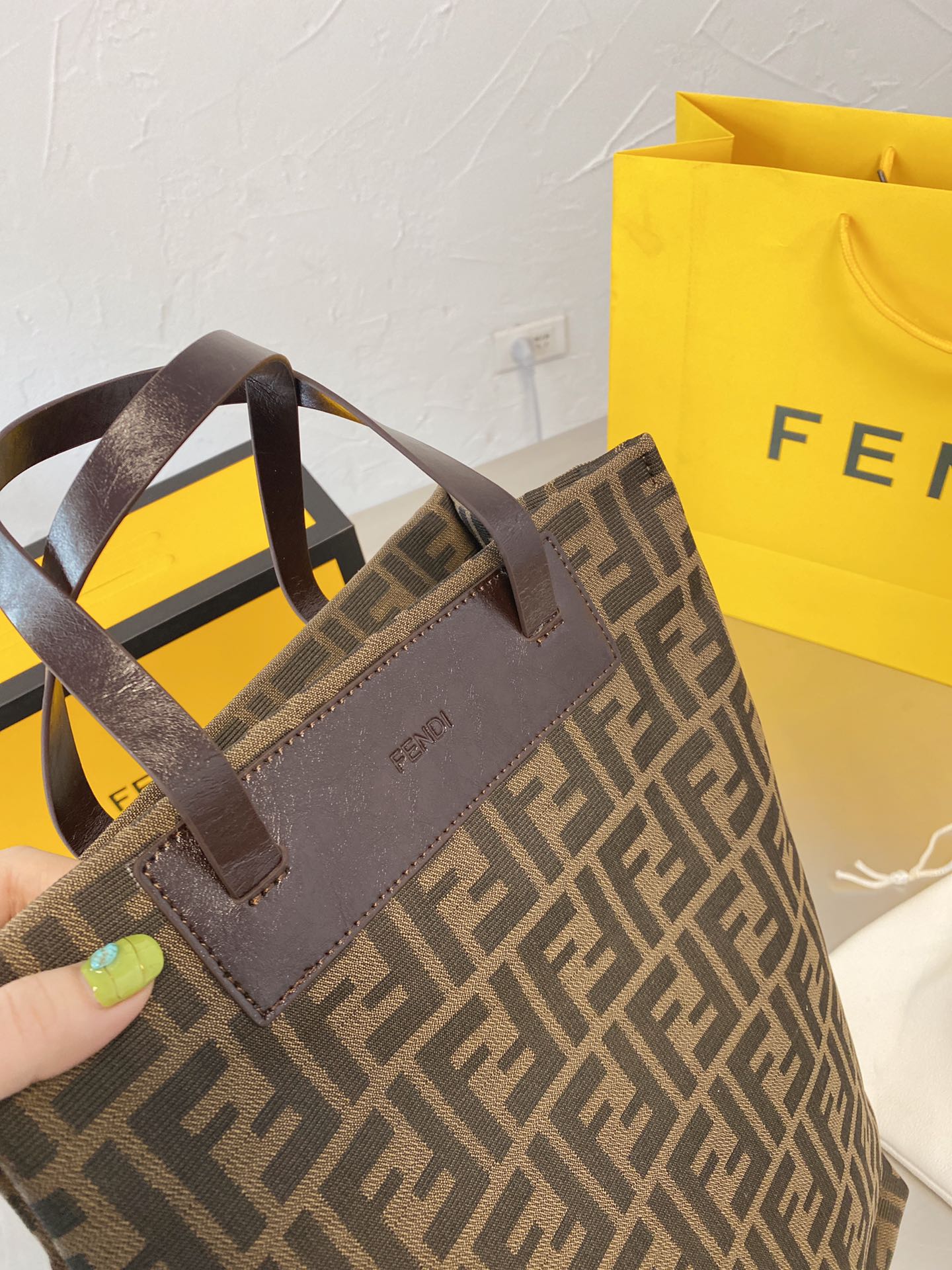 CN - New Collection Bags FEI 142