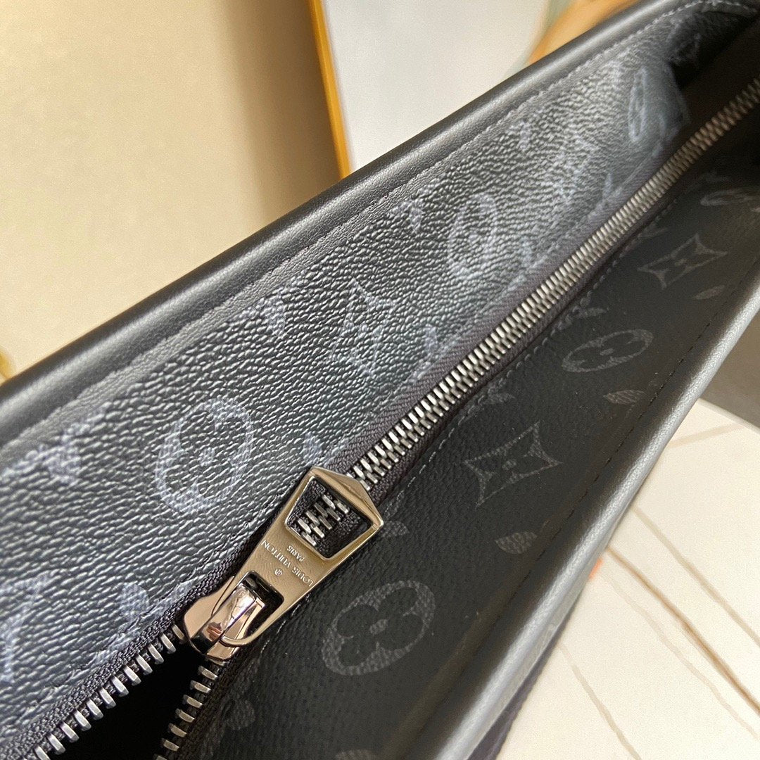 CN - New Collection Bags LUV 147