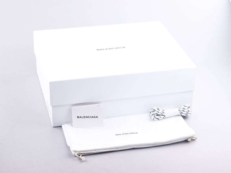 CN - Bla Triple S Black And Yellow Sneaker