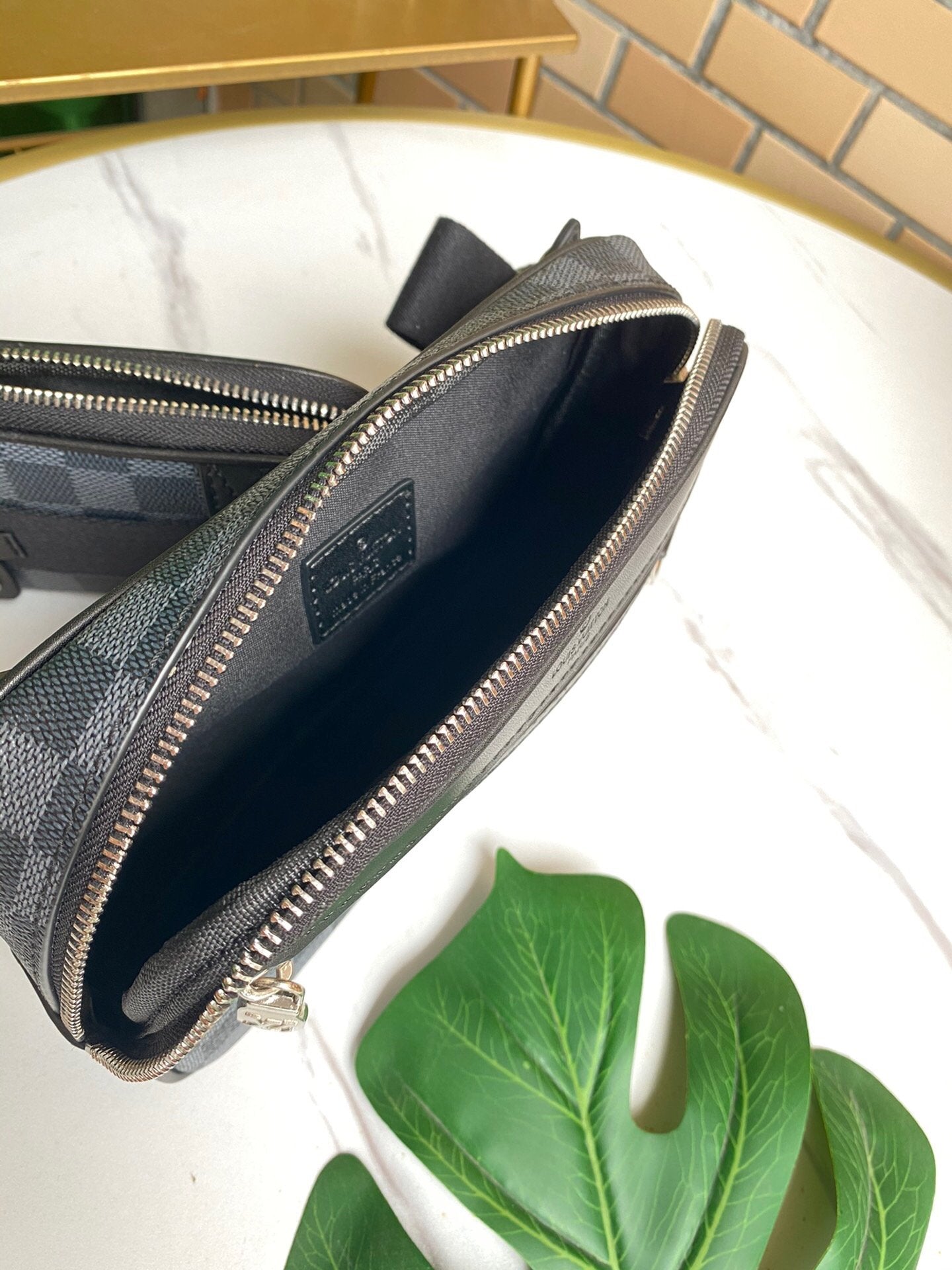 CN - New Collection Bags LUV 136