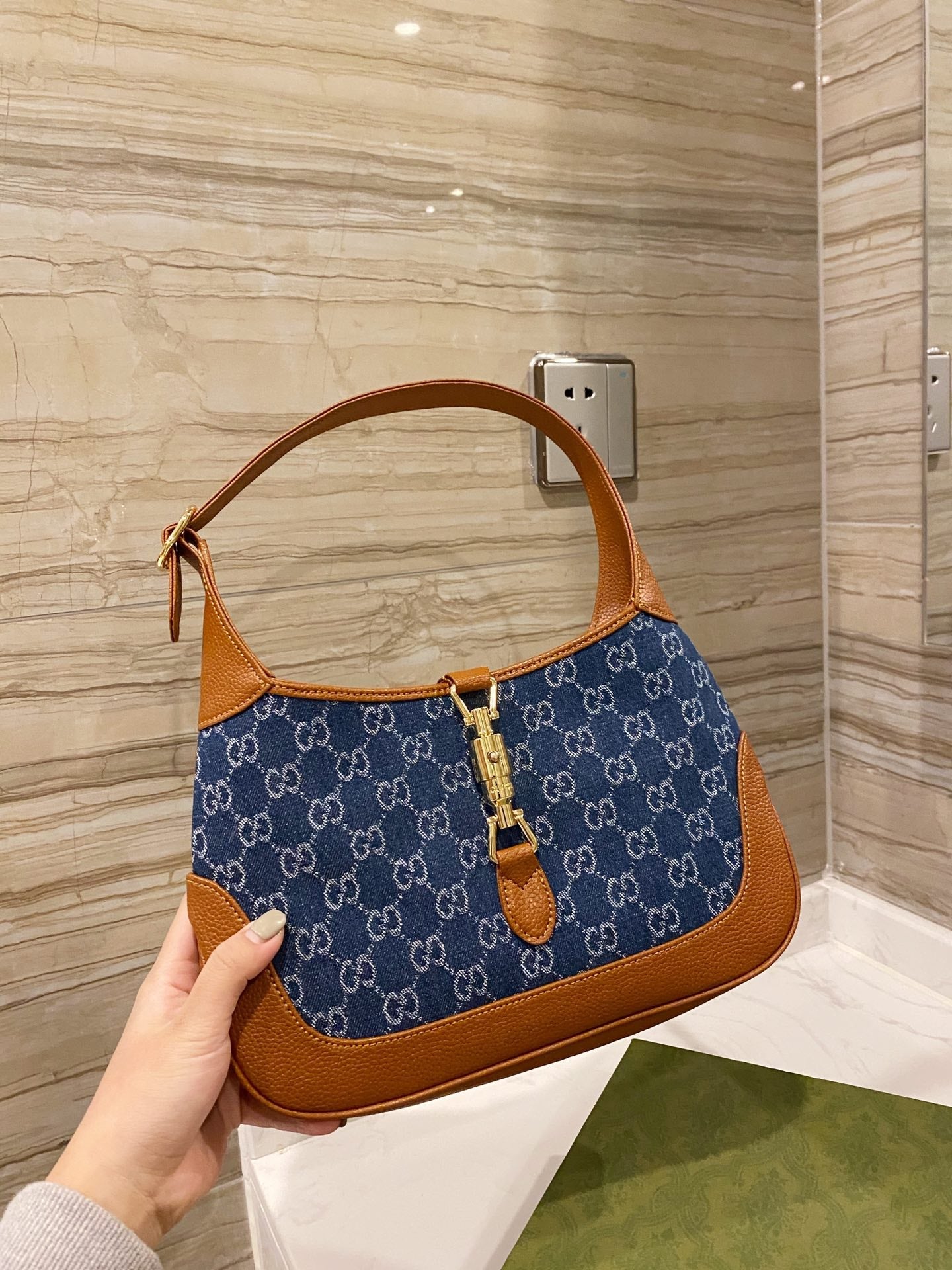 CN - New Collection Bags GCI 220