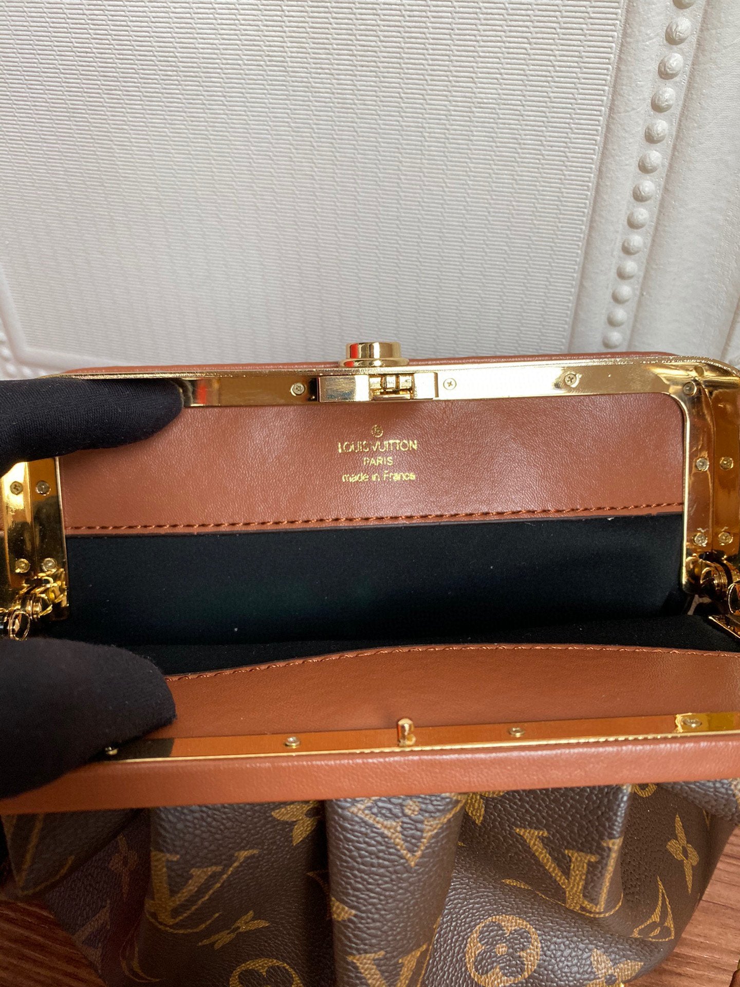 CN - New Collection Bags LUV 052