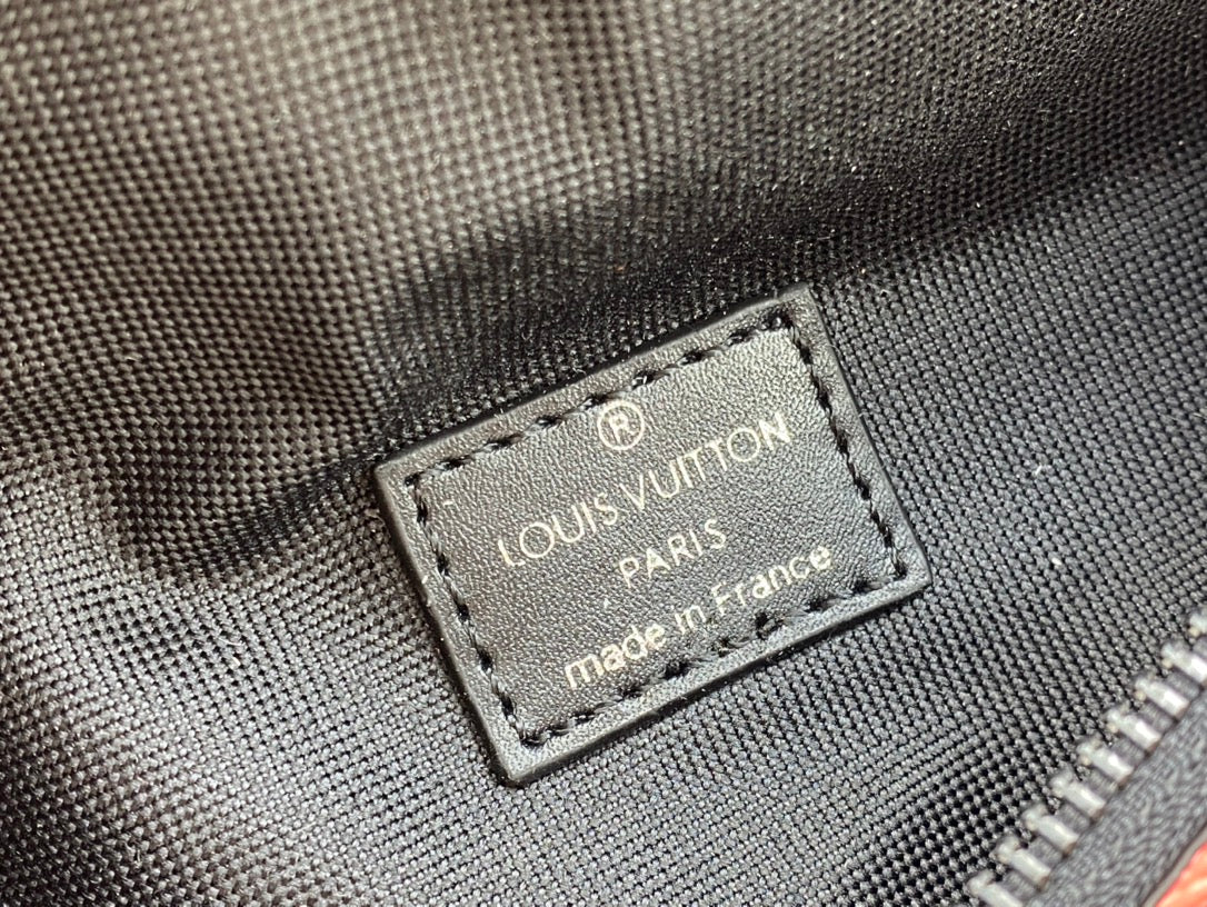 CN - New Collection Bags LUV 833