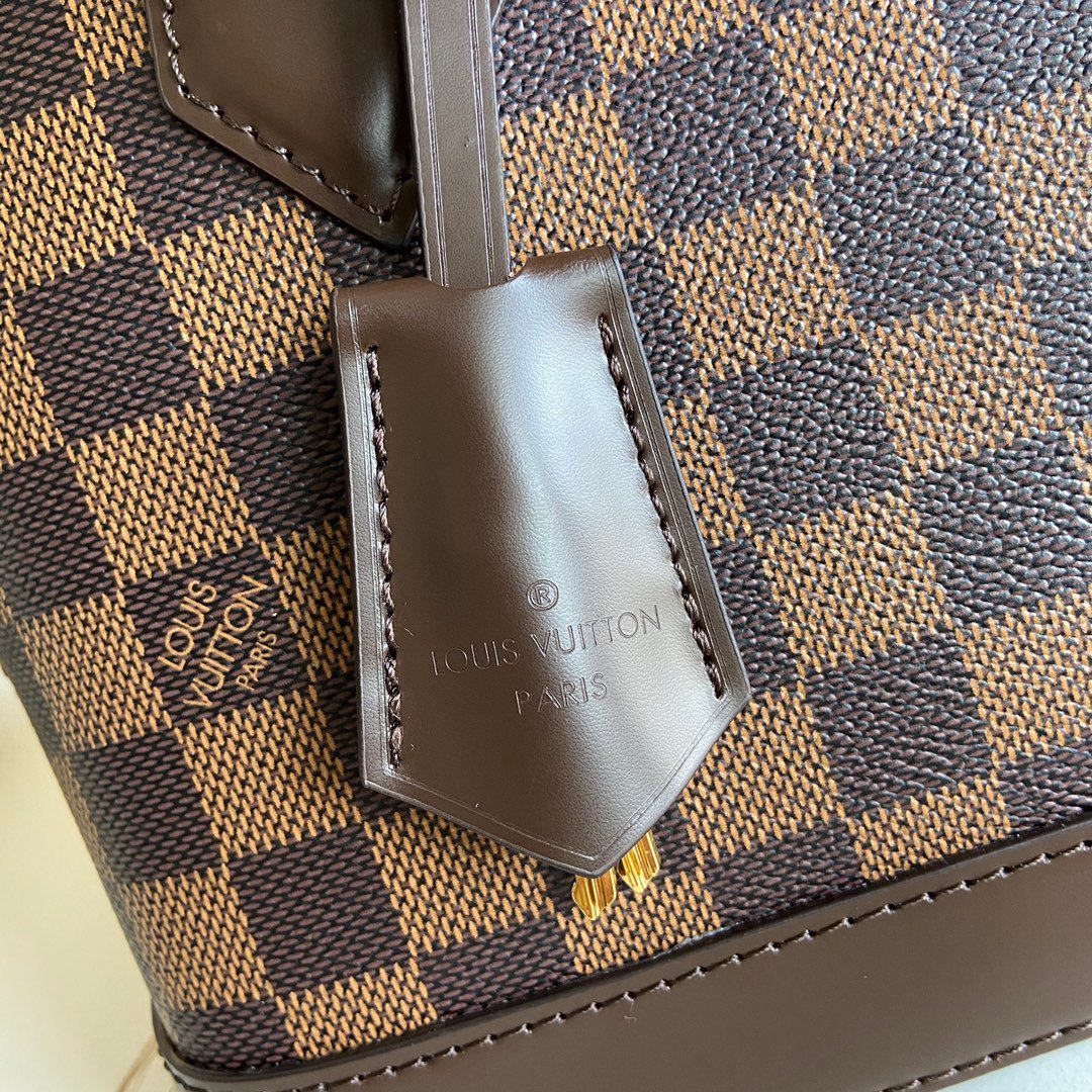 CN - New Collection Bags LUV 142