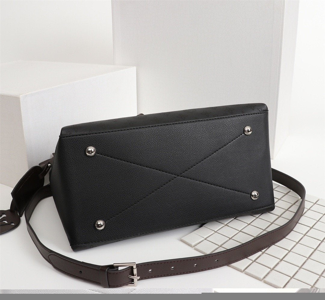 CN - New Collection Bags LUV 225