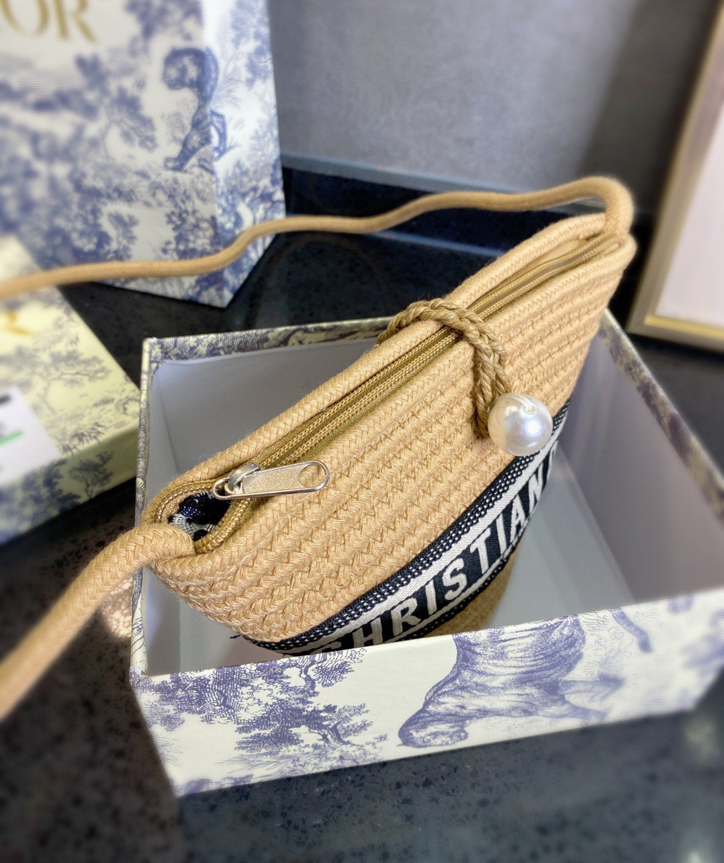 CN - New Collection Bags DIR 190