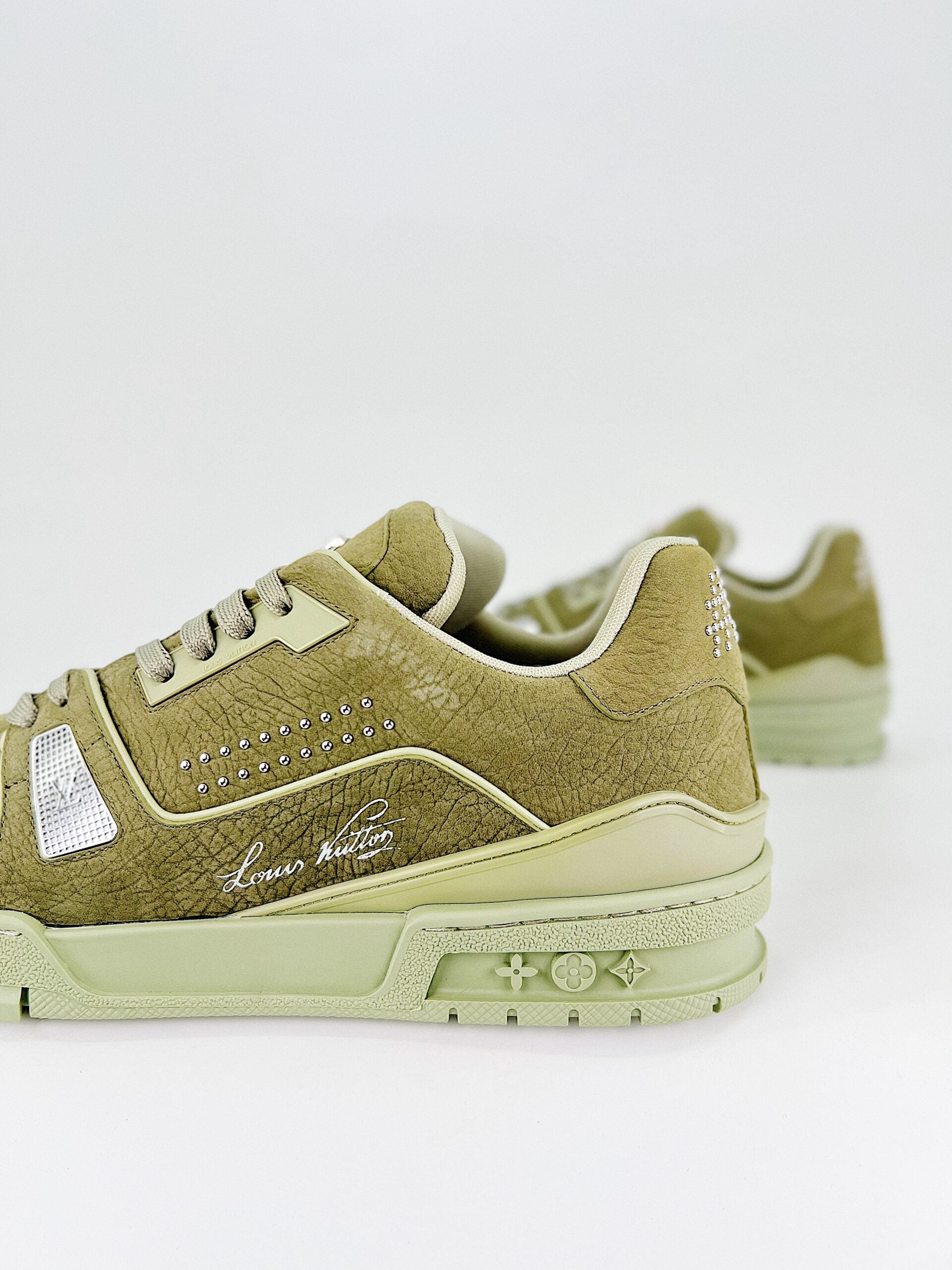 LV LV TRAINER SNEAKER GREEN 1ADHA1