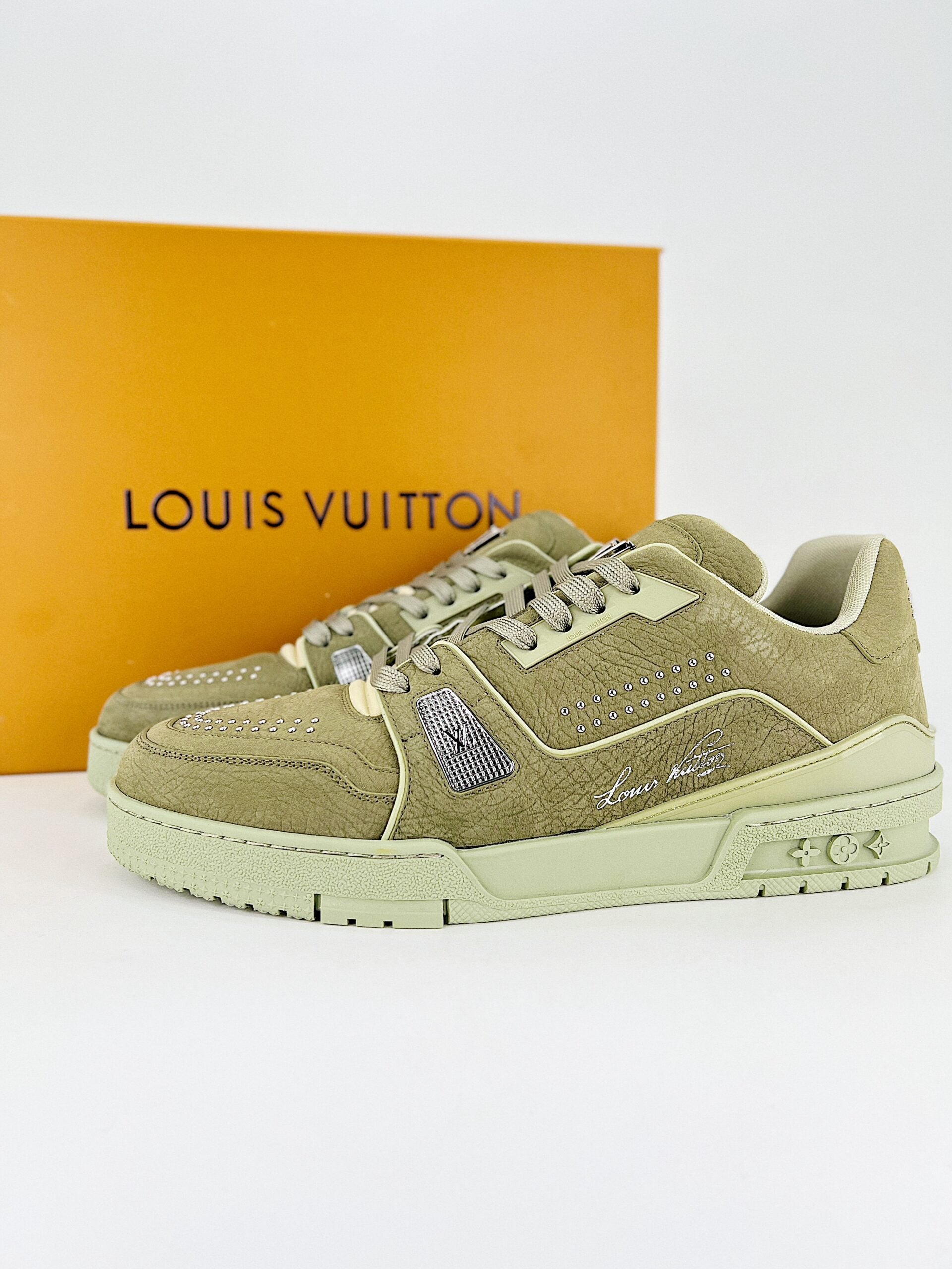 LV LV TRAINER SNEAKER GREEN 1ADHA1