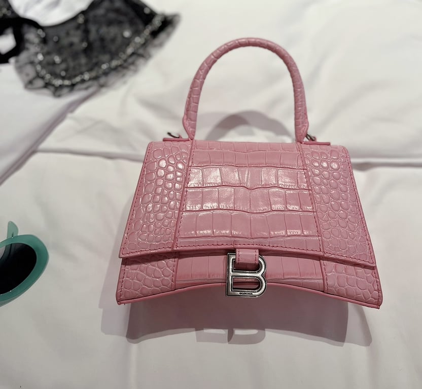 BALENCIAGA WOMEN'S HOURGLASS XS HANDBAG CROCODILE EMBOSSED IN PINK 24CM