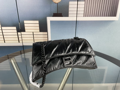 BALENCIAGA CRUSH SMALL CHAIN BAG QUILTED IN BLACK 25CM