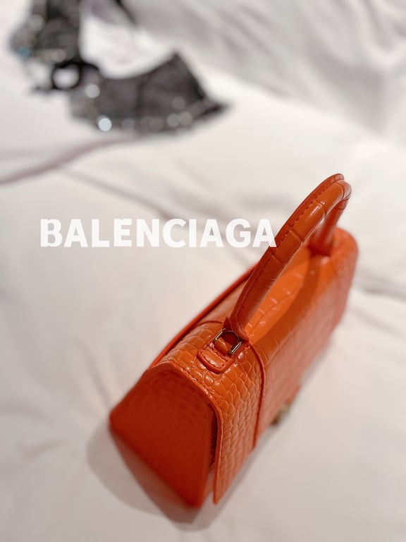 BALENCIAGA WOMEN'S HOURGLASS SMALL HANDBAG CROCODILE EMBOSSED IN ORANGE 24CM