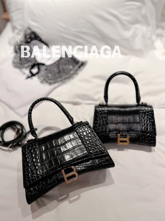 BALENCIAGA WOMEN'S HOURGLASS SMALL HANDBAG CROCODILE EMBOSSED IN BLACK 24CM