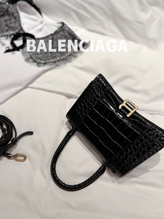 BALENCIAGA WOMEN'S HOURGLASS SMALL HANDBAG CROCODILE EMBOSSED IN BLACK 24CM