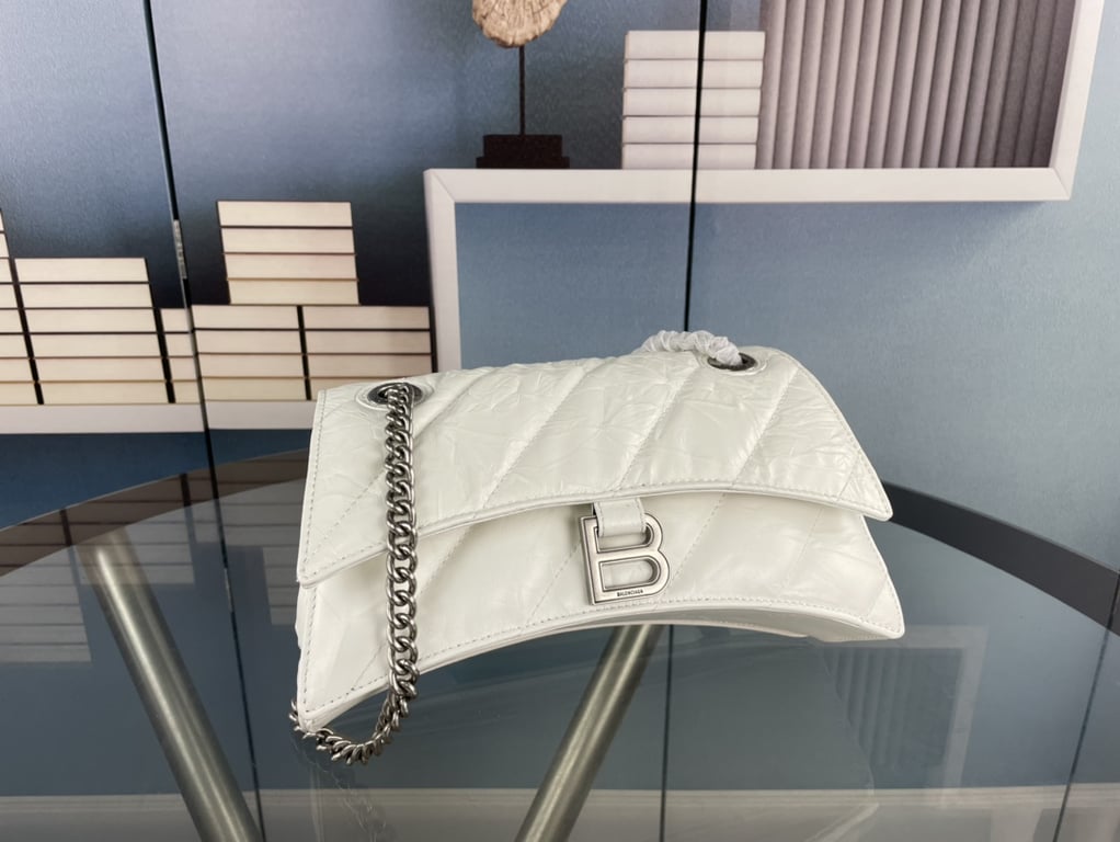BALENCIAGA CRUSH SMALL CHAIN BAG QUILTED IN WHITE 25CM