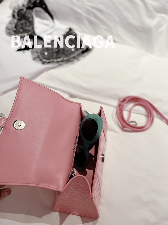 BALENCIAGA WOMEN'S HOURGLASS XS HANDBAG CROCODILE EMBOSSED IN PINK 24CM